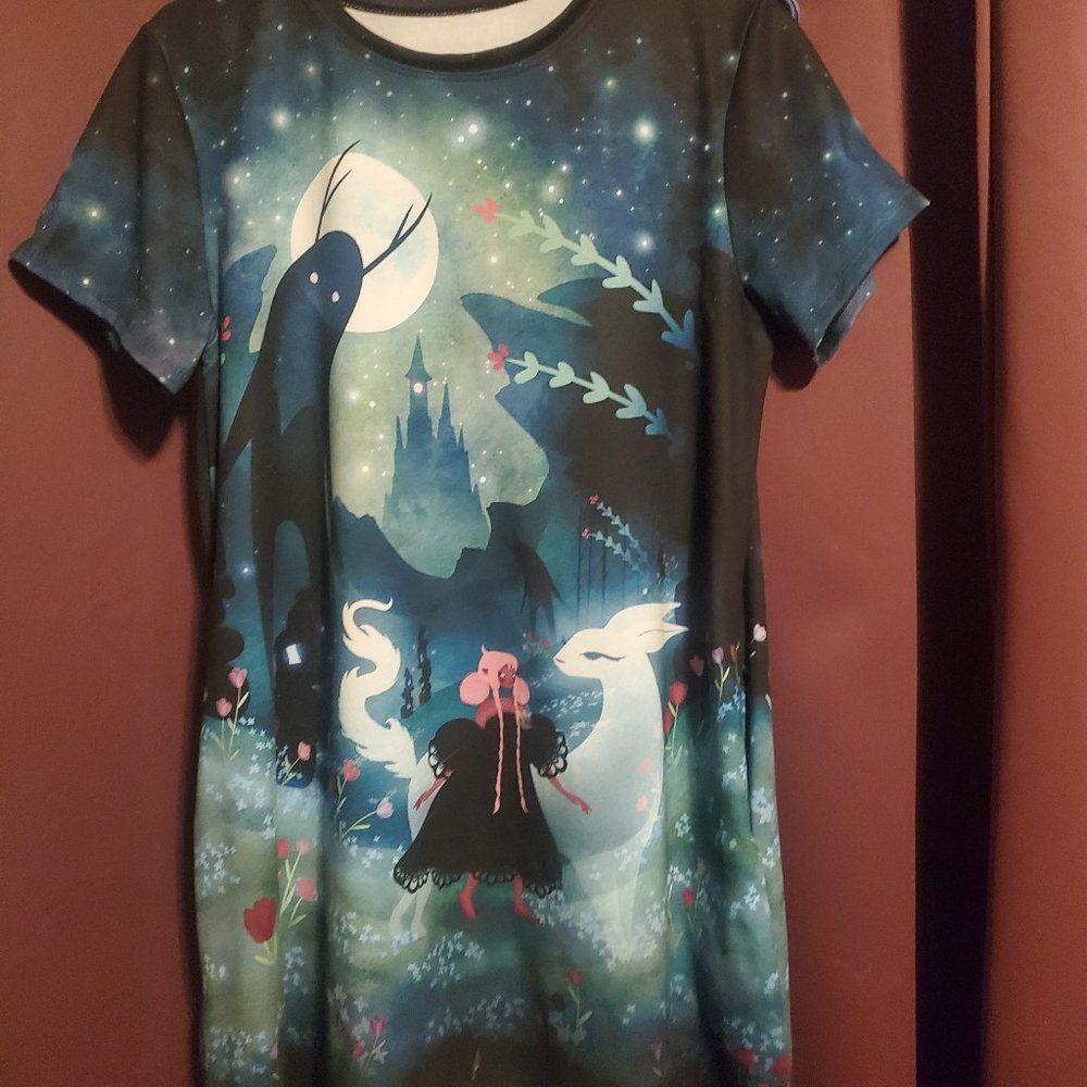 Blackmilk T shirt dress with pockets! M